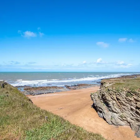 Emplacement Ideal - Trou Du Diable Sur La Corniche *